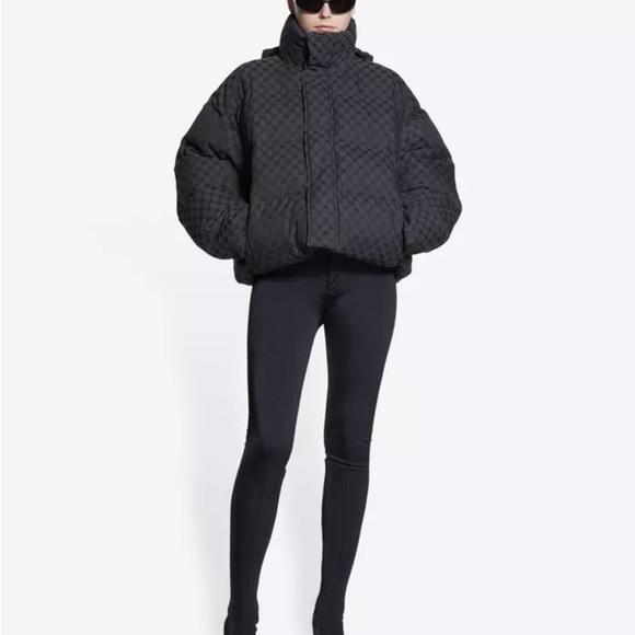 Balenciaga X Gucci Hacker Jacket
Black
Size 36 - Picture 3 of 5